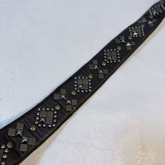 Double D Ranch sz 34 Studded Leather Belt main image 13
